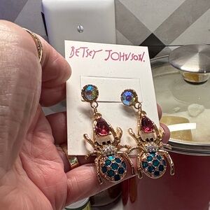 Betsey Johnson Gold and Jewel-Toned Spider Earrings NWOT